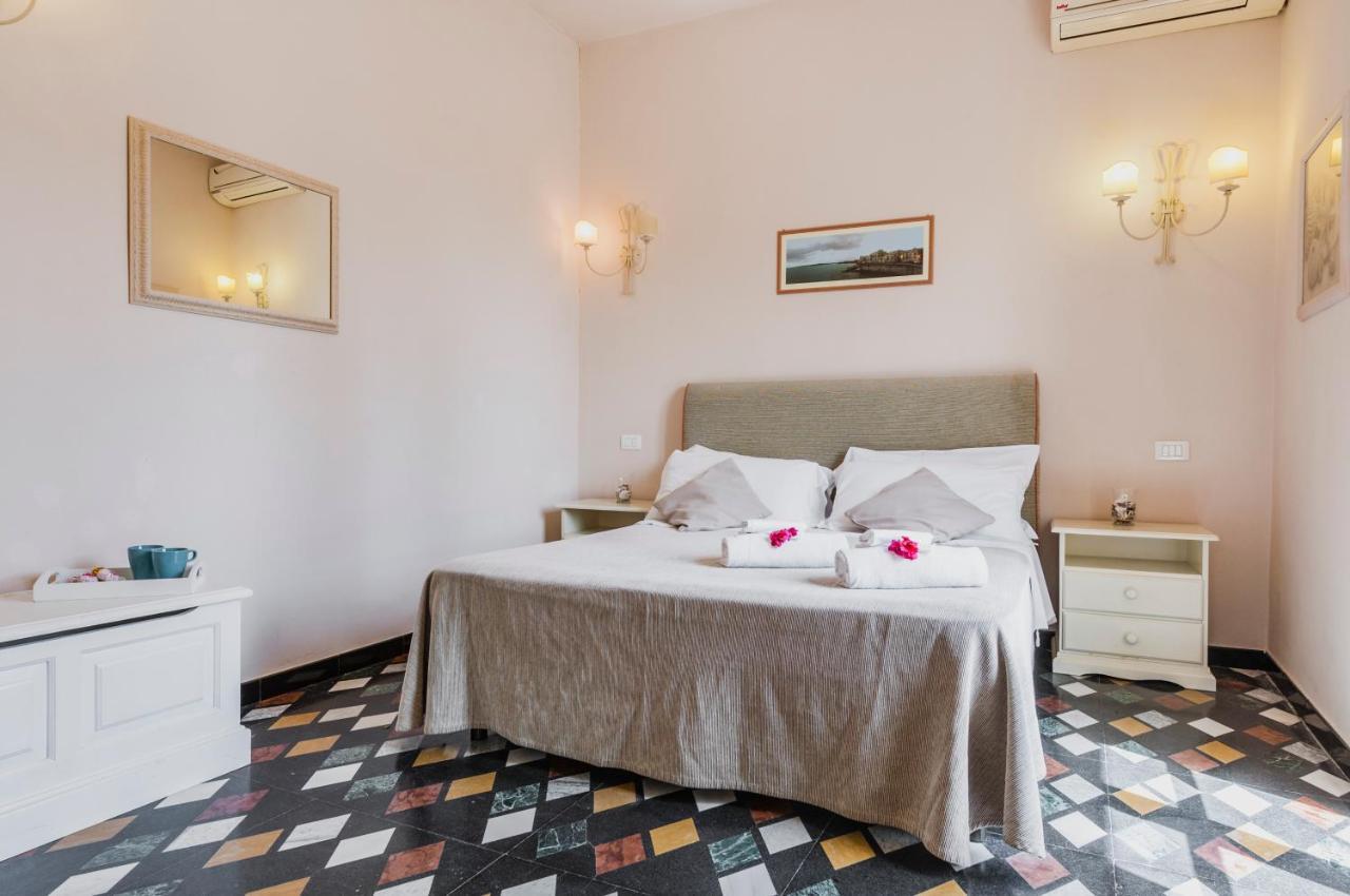 Calliope'S Apartments - Stella Del Mare Syracuse Luaran gambar
